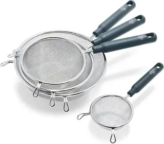 strainer with handle different size four pieces