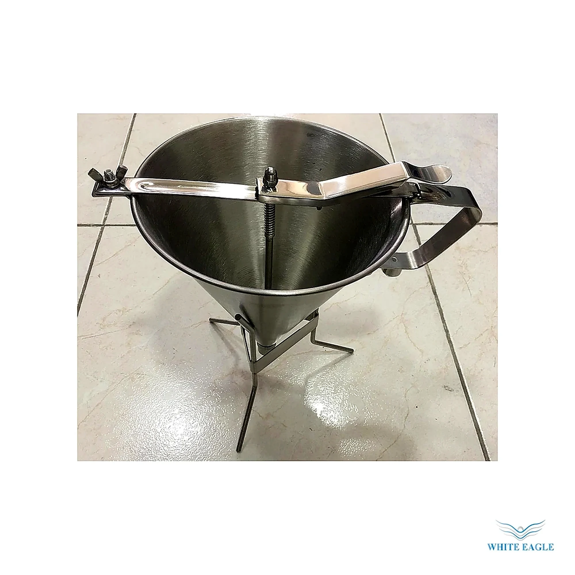 Stainless Steel syrup Funnel with Holder - Pastry Cutters & Molds from White Eagle Trading Doha Qatar - ادوات مطاعم وفنادق وايت ايجل في قطر